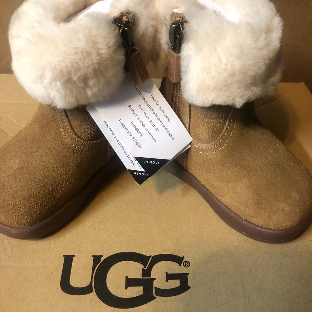 Ugg’s Australia Toddler MALLYA boots size 0-1- or 2/3